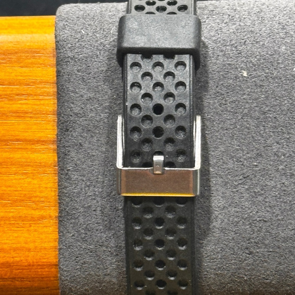 Casio LRW-45 Quartz Diver Watch Black Gold Bezel Vintage Sport NEW BATTERY - Picture 6 of 8